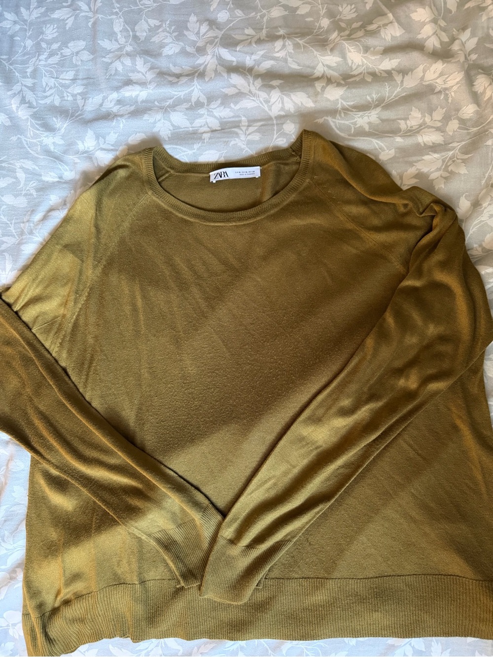 Zara Olive Green Women’s Crewneck Sweater